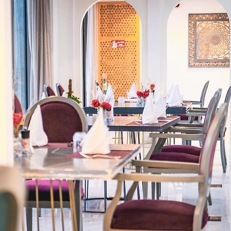 استراحة الفيحاء Al Feyhaa Resthouse Hotell Samail Exteriör bild